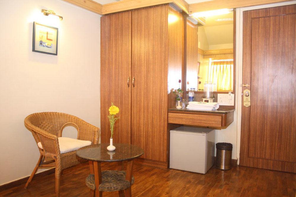 Hotel Treebo Trend Sahara à Pune Extérieur photo