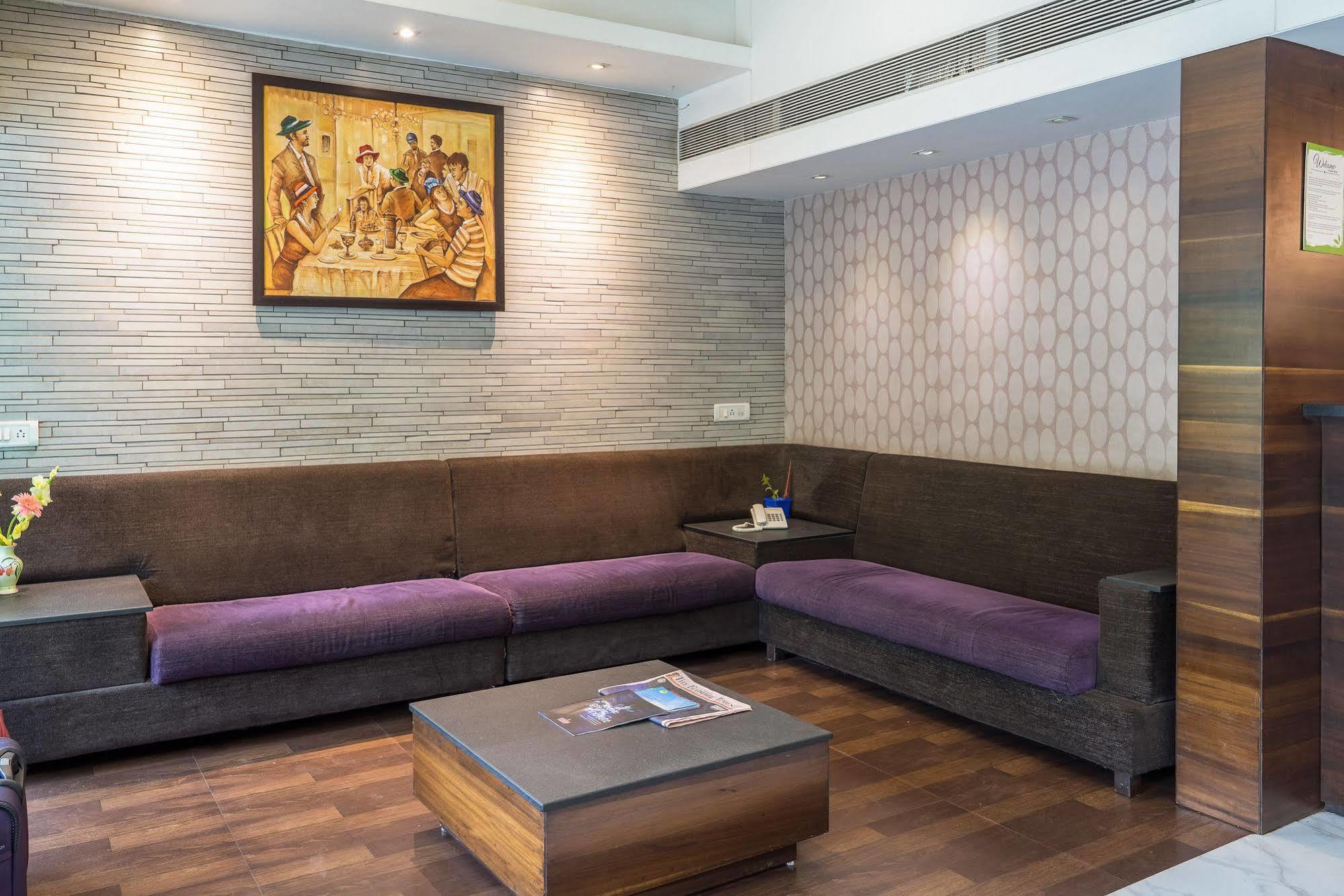 Hotel Treebo Trend Sahara à Pune Extérieur photo
